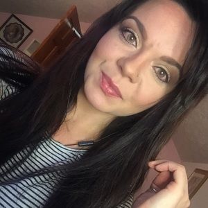 Meet your Posher, Tracey